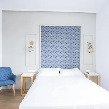 Alda Hotel 2*