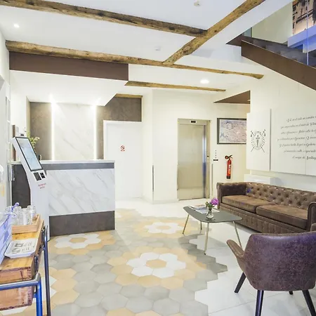 فندق Hotel Triacastela ترياكاستيلا