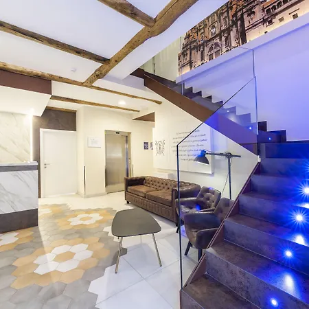 فندق Hotel Triacastela