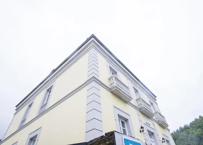 Alda Hotel Tríacastela