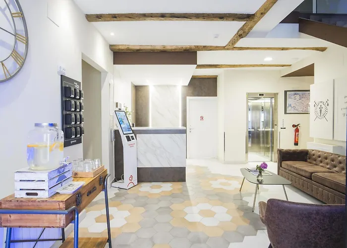 Szálloda Hotel Triacastela 2*